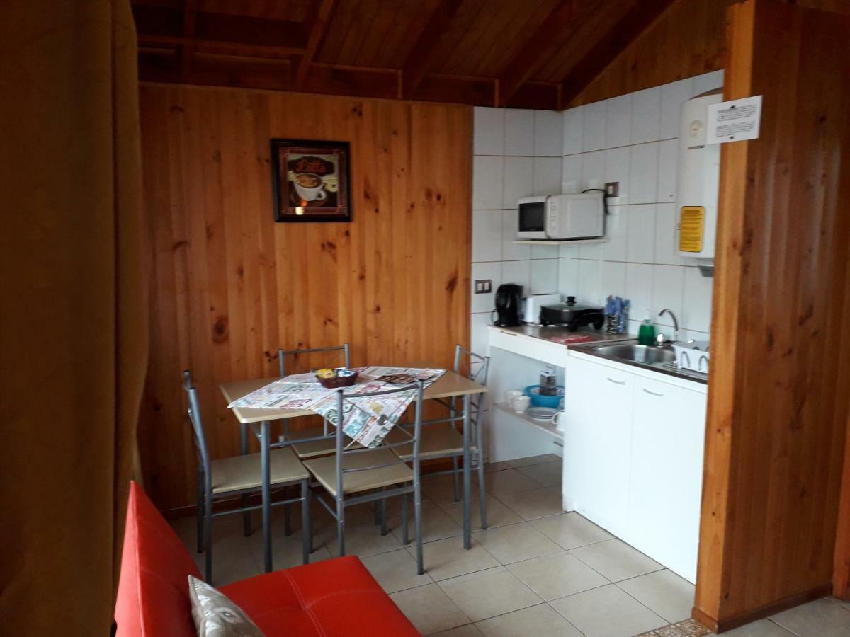 Apart-Hotel Colonia-Koenigsberg Estacionamiento Deptos Completos Ubicado En El Centro De Valdivia Aire Acondicionado Экстерьер фото